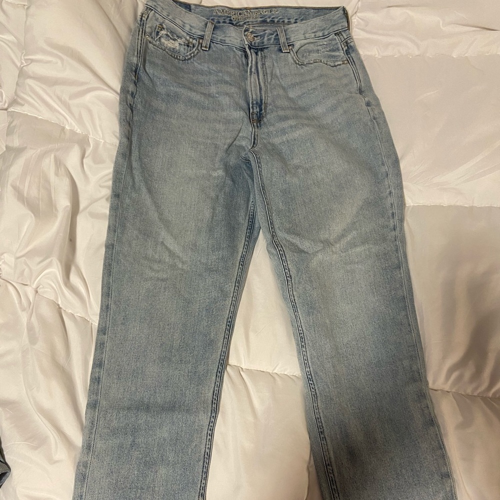 American eagle mom jeans